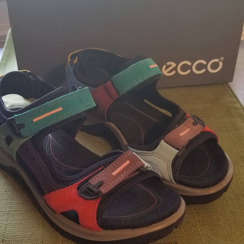 Ecco sandals